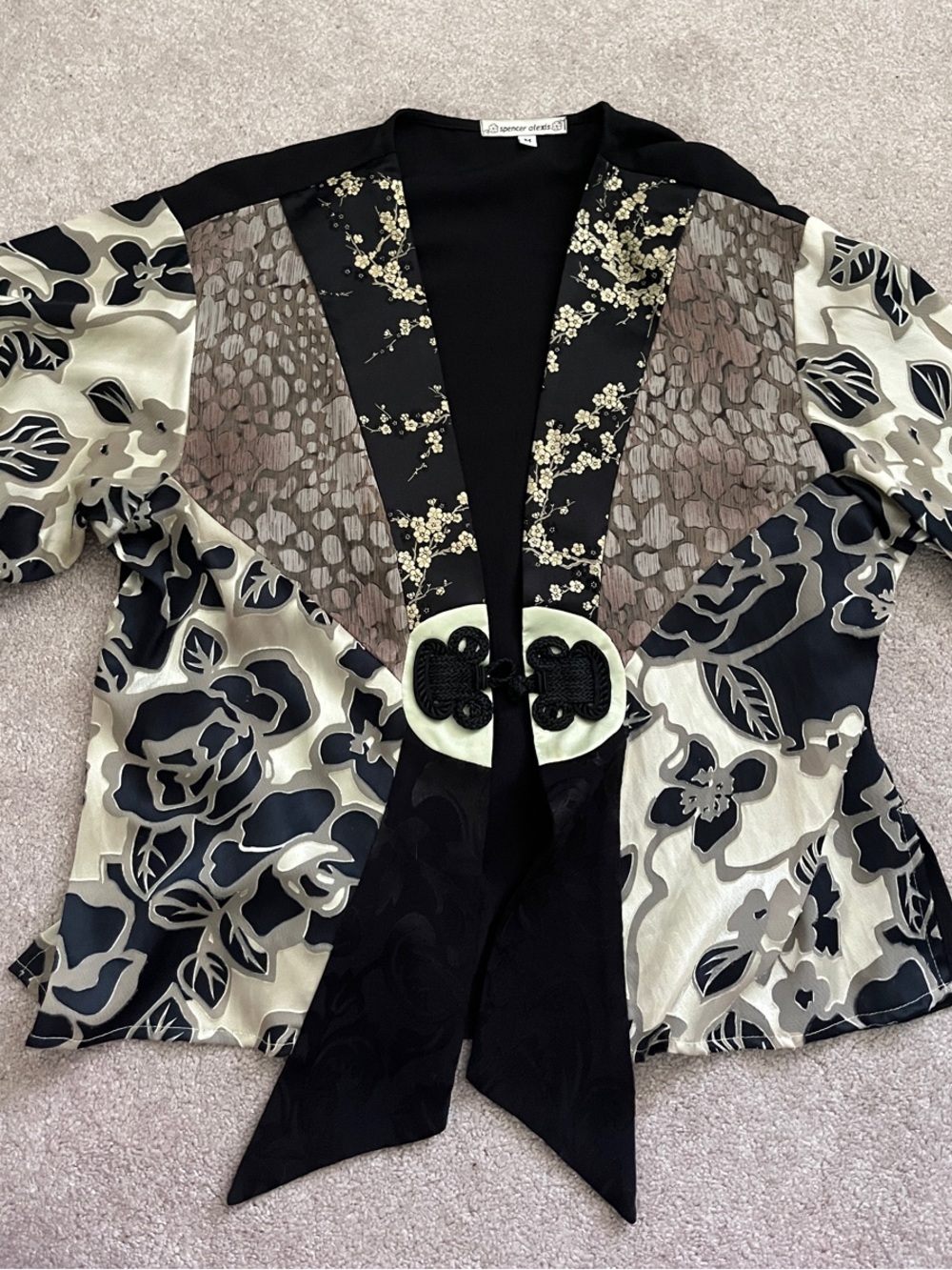 Spencer Alexis Abstract Floral Satin Kimono Jacket in Black & Cream